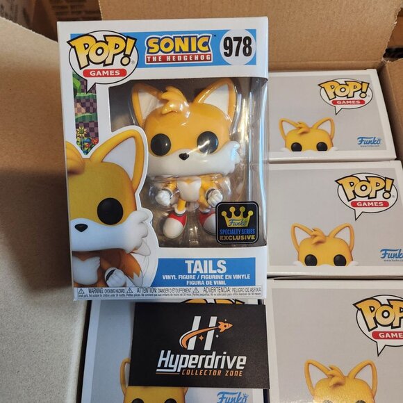 Sonic the Hedgehog Tails Flying Funko Pop! Vinyl Figure #978 - Specialty Series - Picture 1 of 1